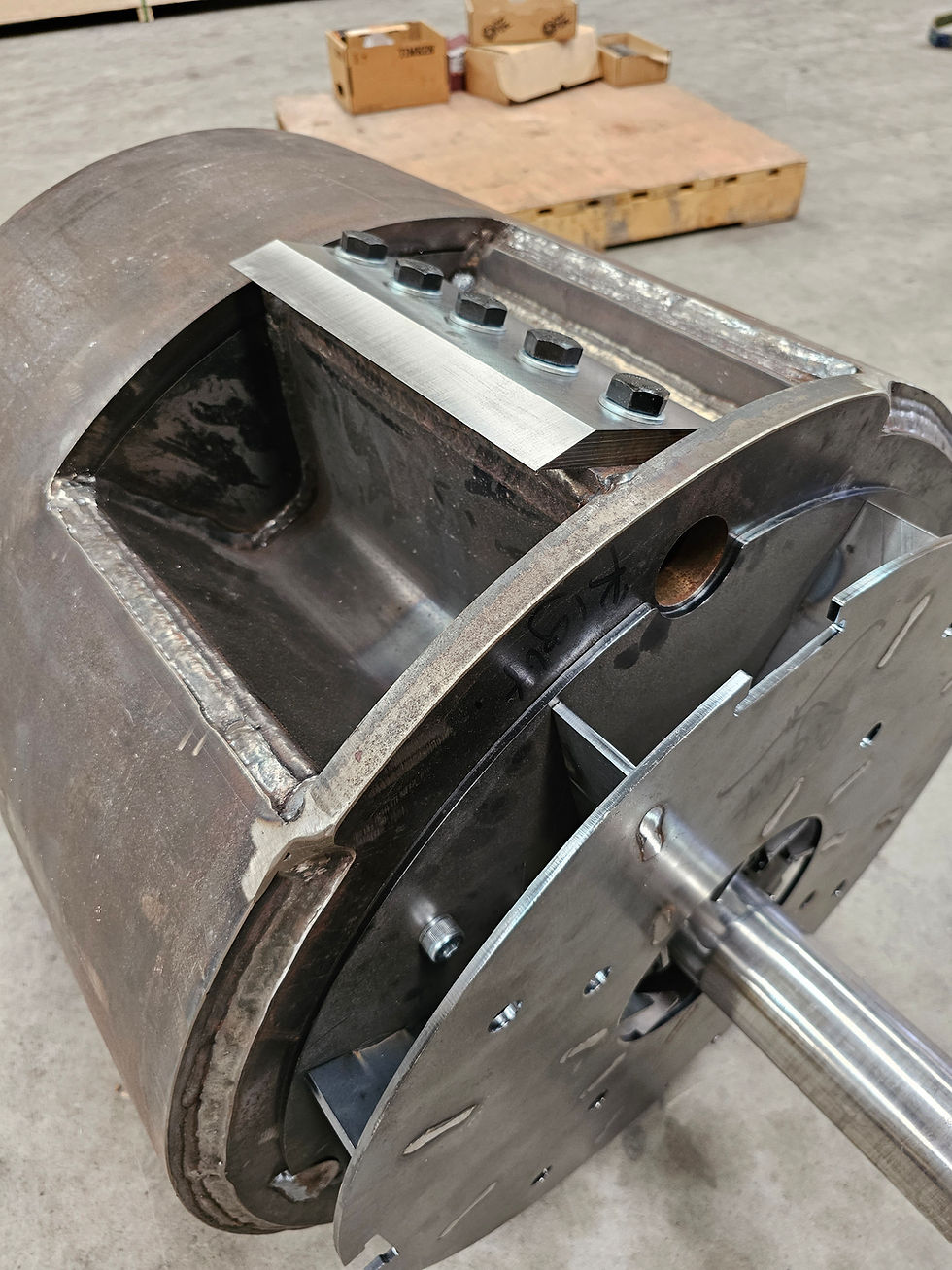 and this is a drum chipper, made by Piranha Chippers