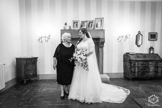 Hochzeit in der Toscana – Braut und Mutter