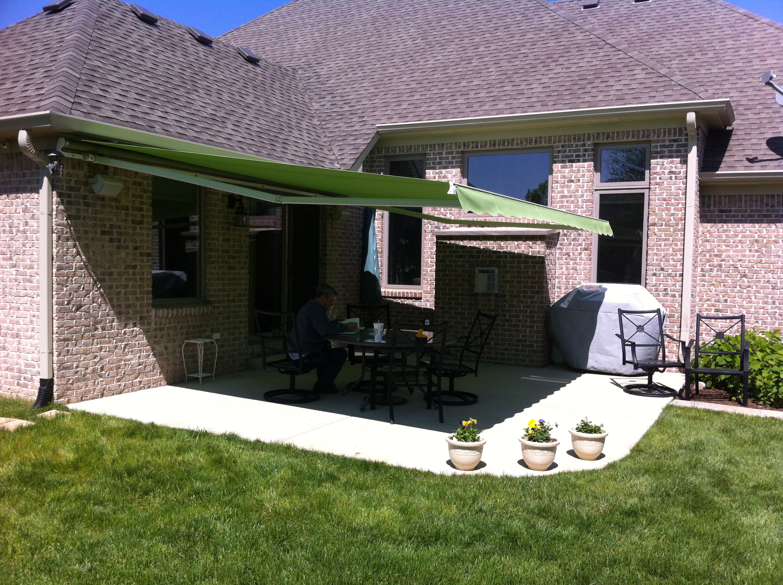 Retractable Awning Soffit Mount Indianapolis, IN Shade By Design
