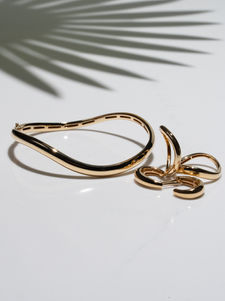 kleora collection ernest jones set gold modern electrum signet jewelers