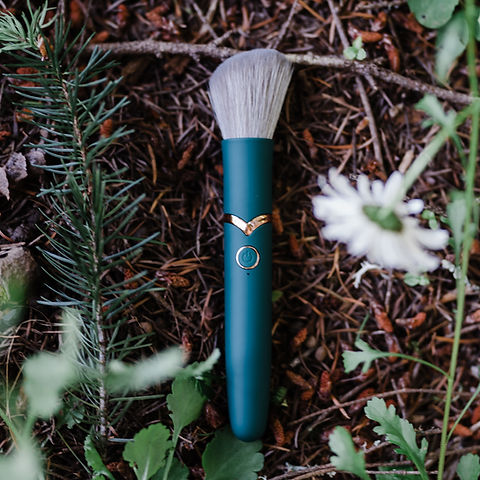 Discreet Makeup Brush Vibrator - Whisper | Queer Sex Toys LLC Discreet Makeup Brush Vibrator - Whisper | Queer Sex Toys LLC