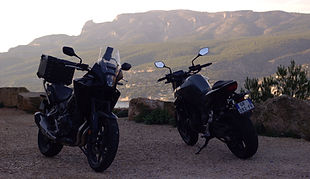 NX500 & Hornet 750 route des crêtes 