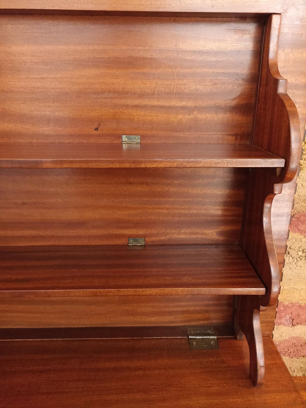 Miniaturbild: Buffet Mahagoni