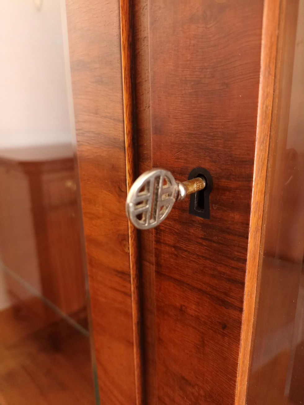 Miniaturbild: Vitrine