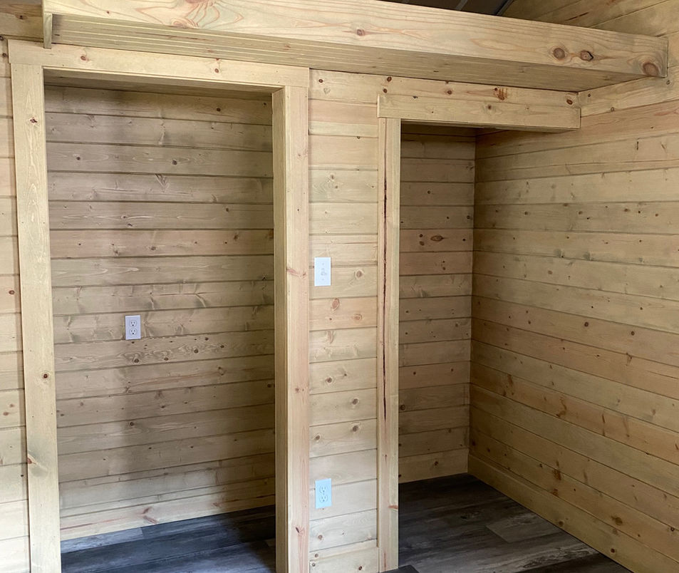 Alamosa closet space.jpg