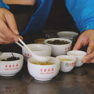 名間誌Làm-á Magazine 名間百樣人>為您提供安心、高品質的自然農法茶!|泉發茶廠
