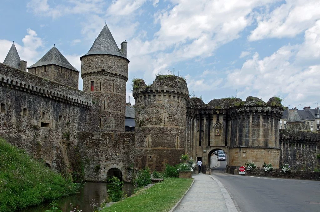 chateau-1024x678.webp
