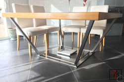 Table carrée 8 personnes