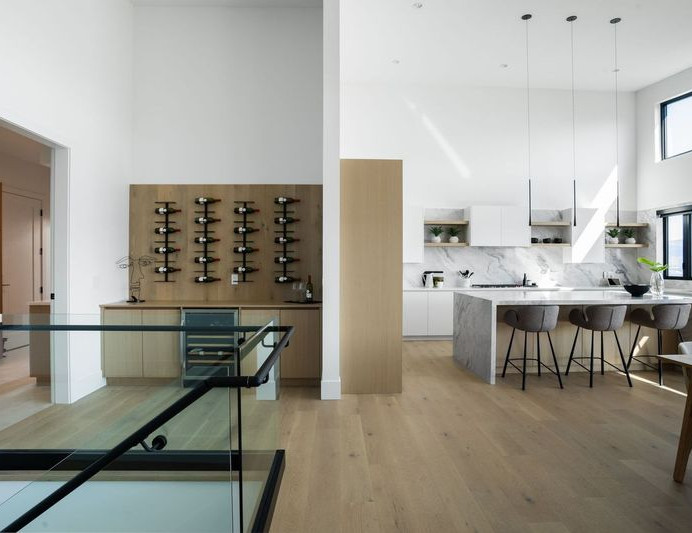 GALLERY Oak & Ivory Building