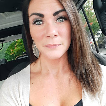 daniellephoto.jpg