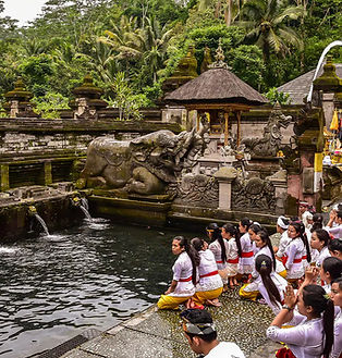 Res till Bali, Tirta Empul, Indonesien