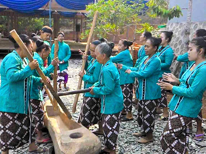 Traditionell middag, Nglanggeran, Java, Indonesien
