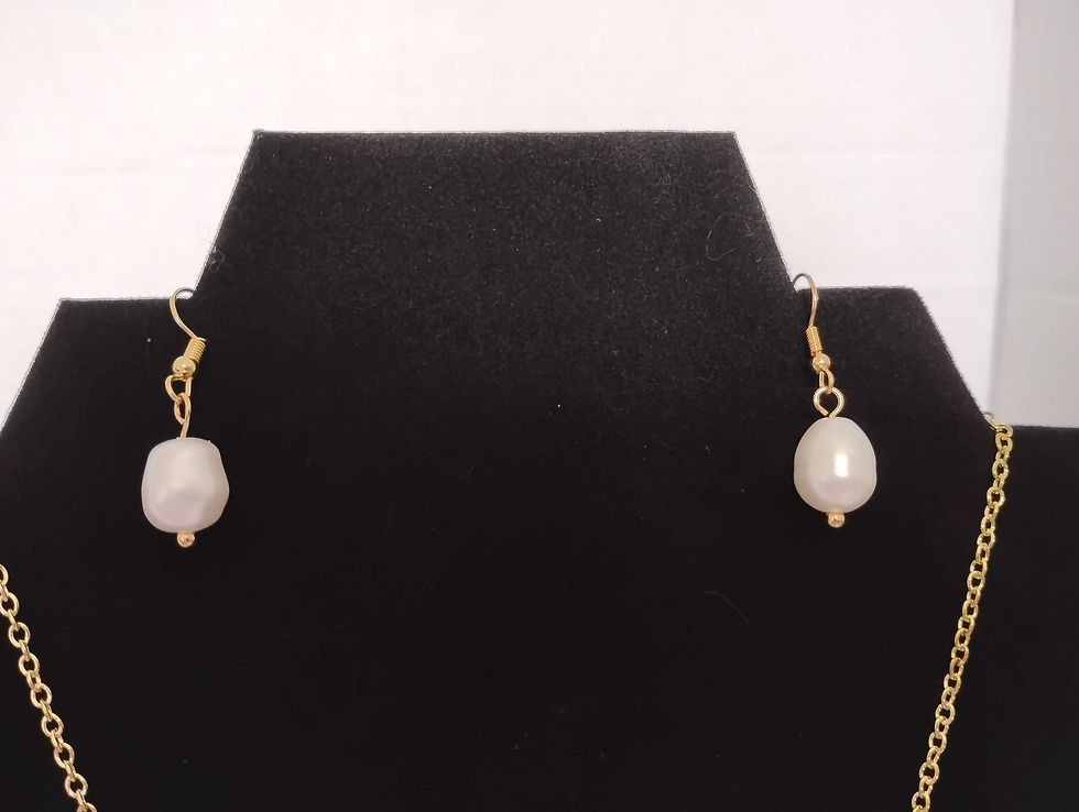Thumbnail: Gold Heart Necklace W/ Earrings