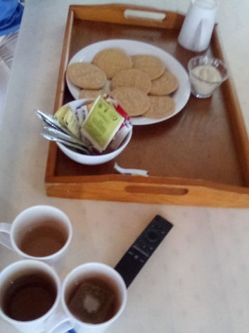 Tea and Cookies 