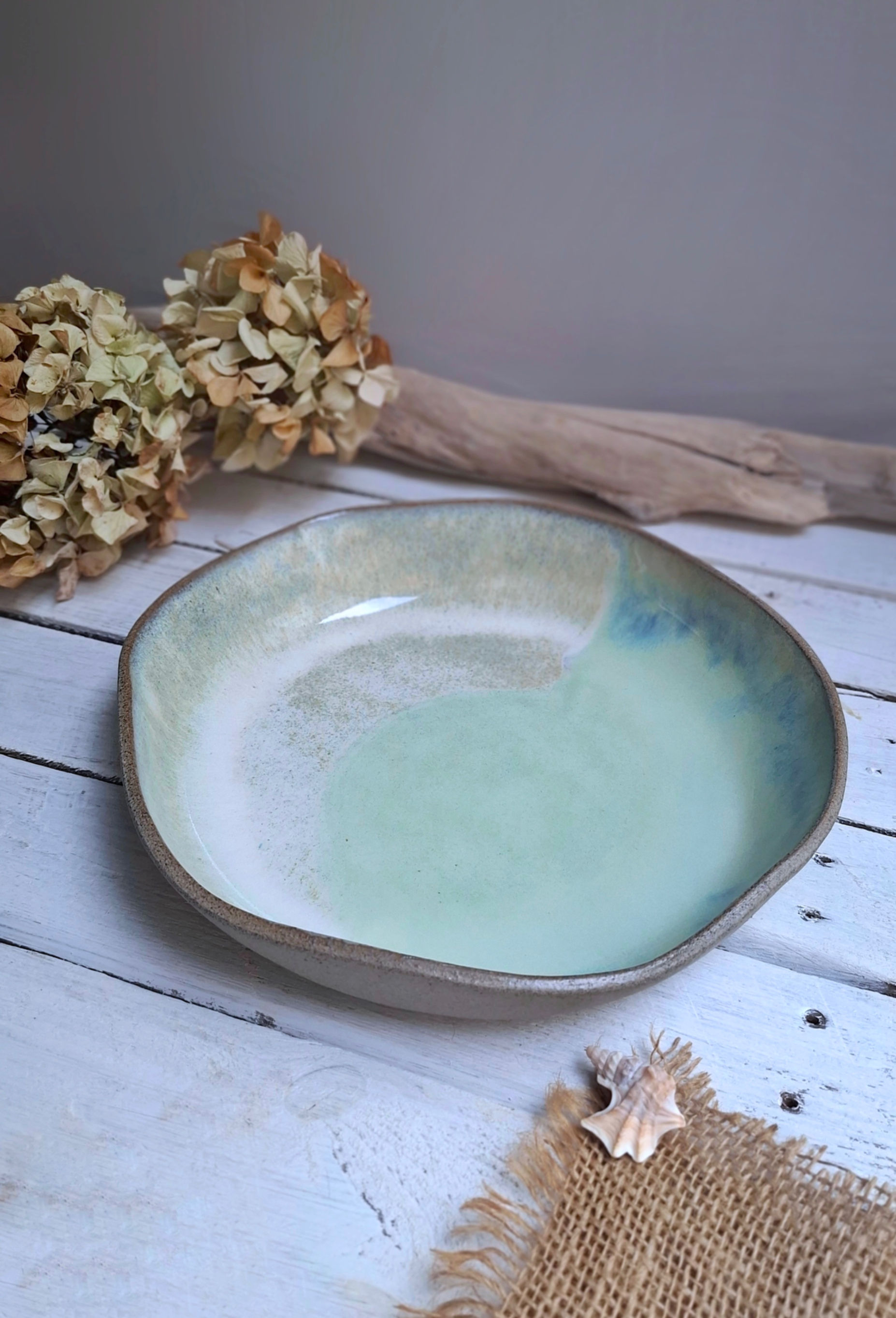 Large Plate free formed "Soft Breeze" / Sand