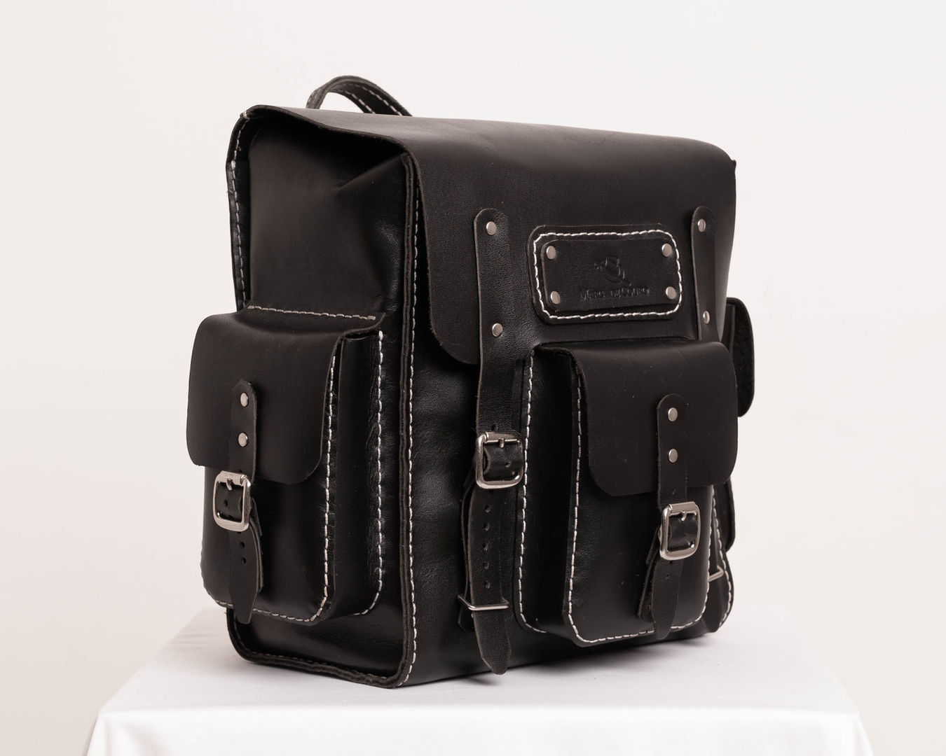 Mochila Alforge de couro legítimo feita à mão