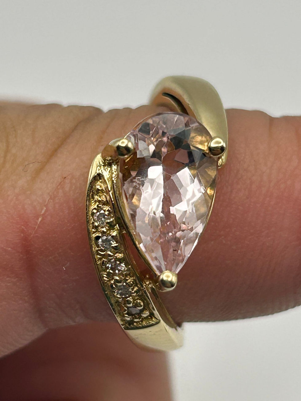 Thumbnail: 14K Yellow Gold Morganite & Diamond Ring Size 7.25