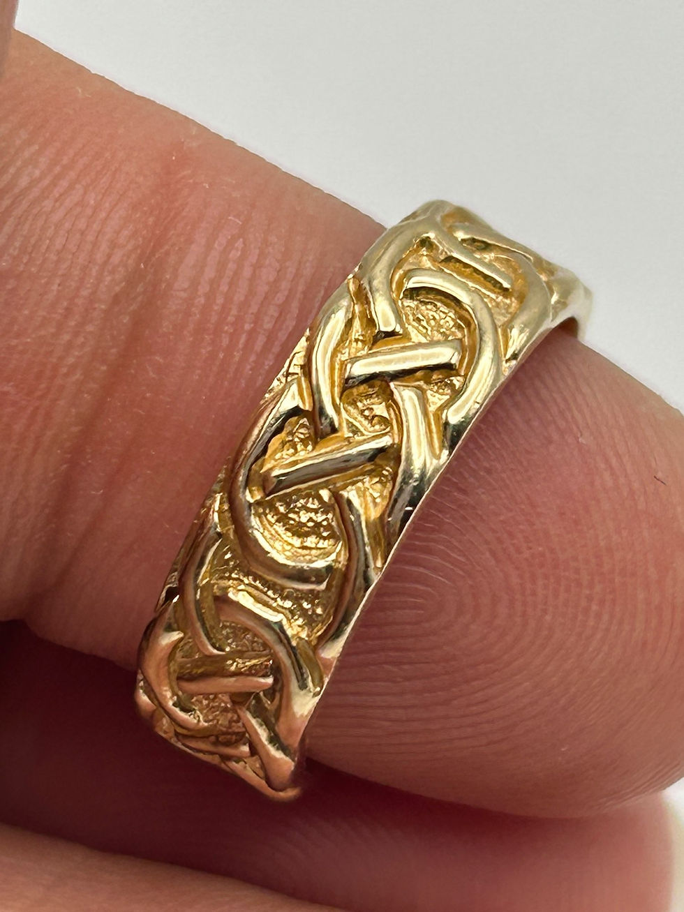 Thumbnail: 14K Yellow Gold Byzantine Band Ring Size 6 1/2