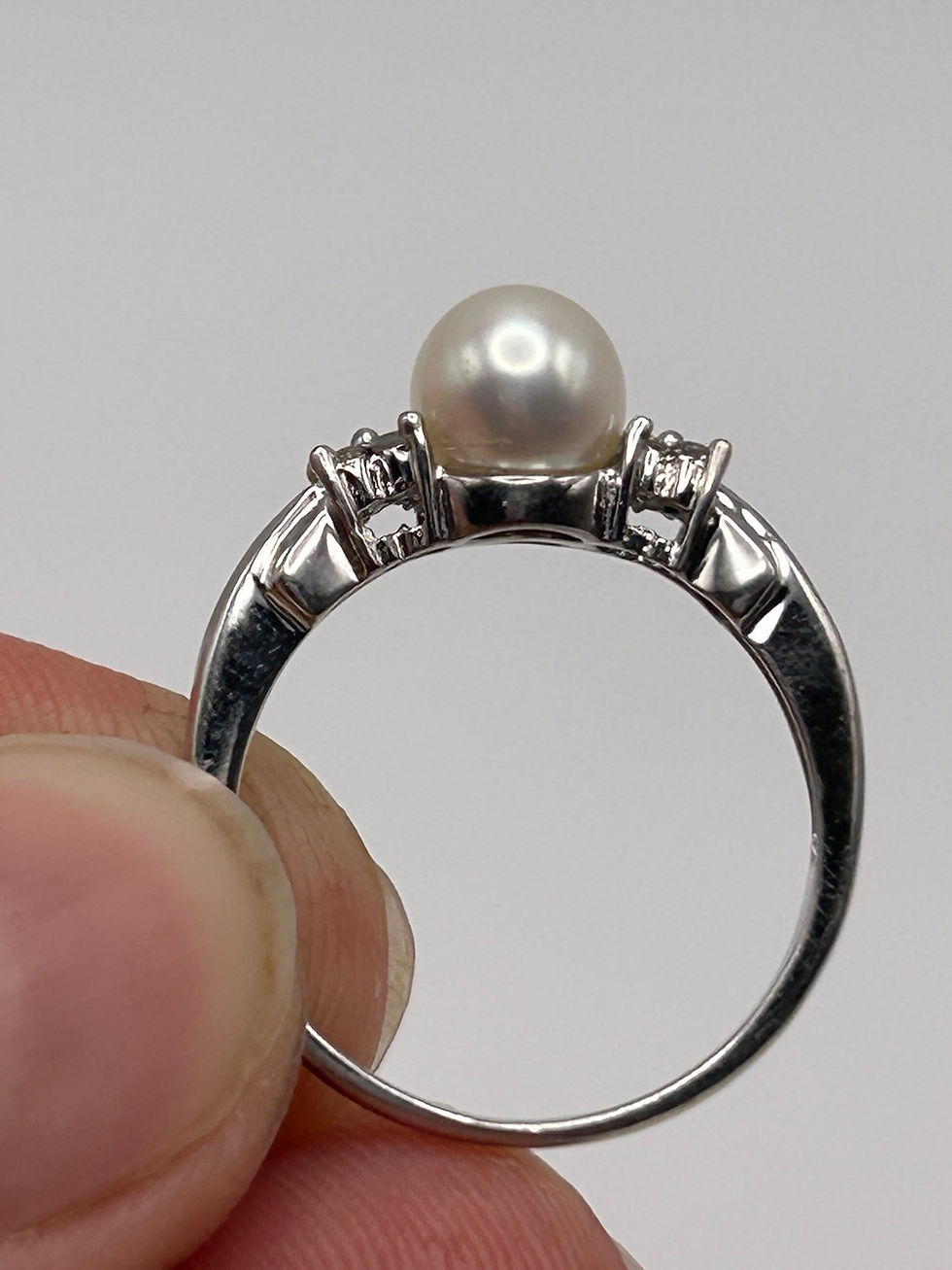 Thumbnail: 10K White Gold Pearl & Diamond Ring Size 6 3/4