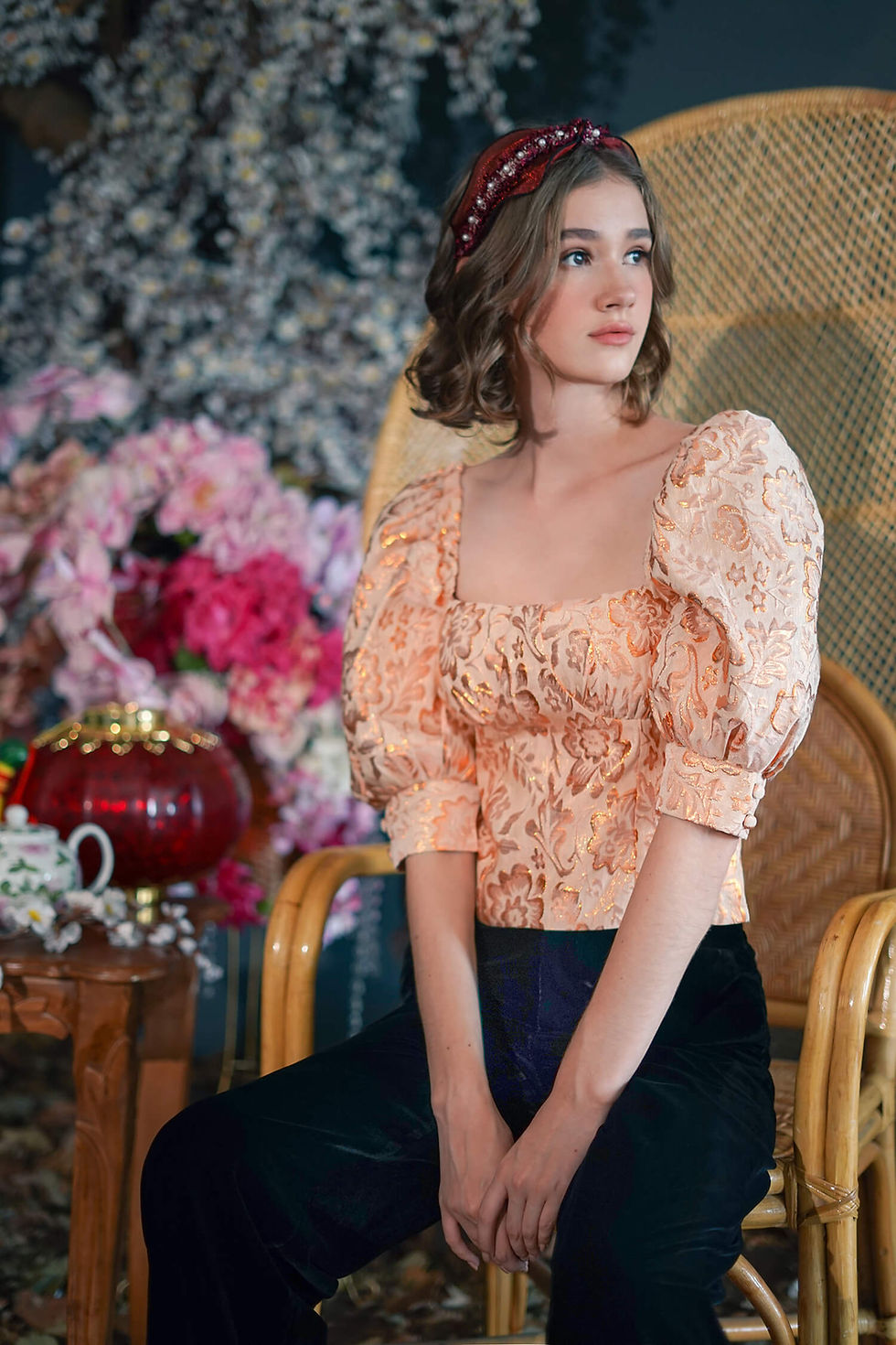 Thumbnail: Jade Puffed Sleeves Top