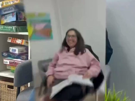 How the teachers help the children in Shaar HaNegev (2)