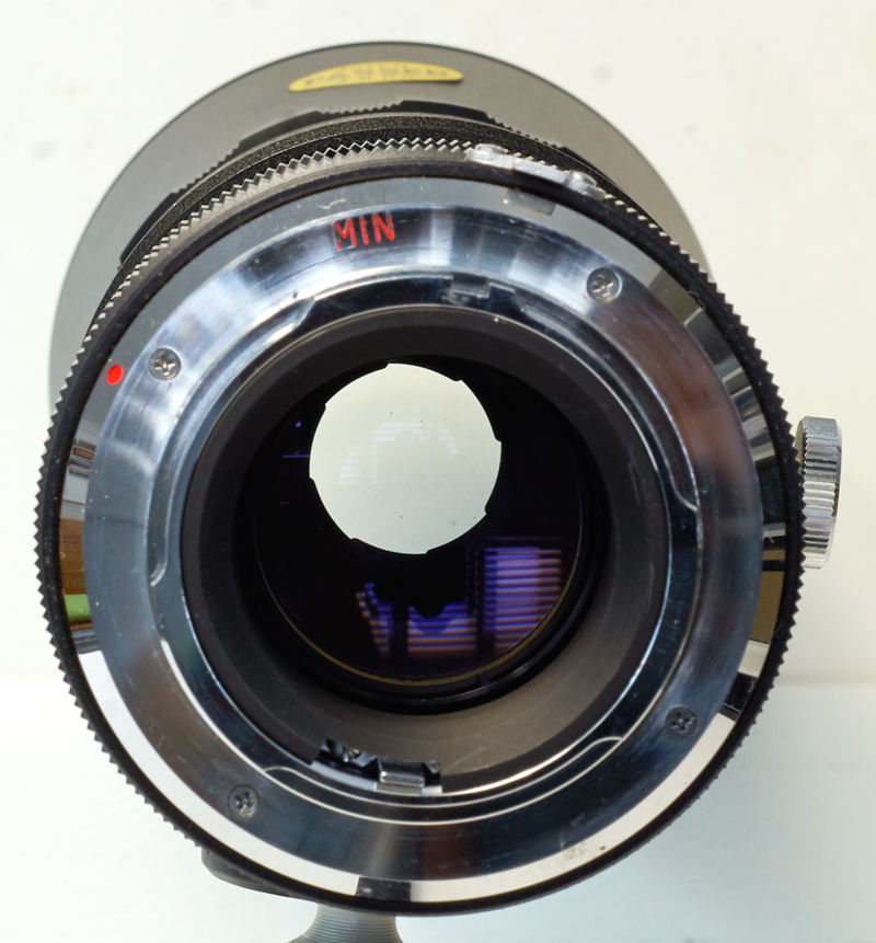 Thumbnail: Soligor 400mm F6.3 telephoto lens for Pentax K mount view