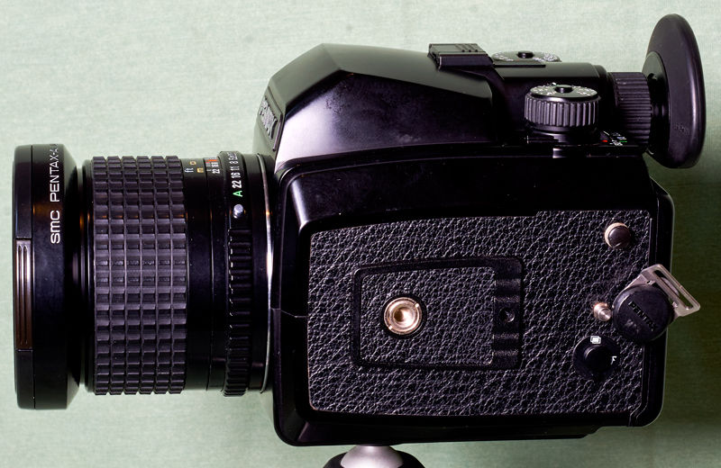 Thumbnail: Pentax 645N medium format camera body S#5443767