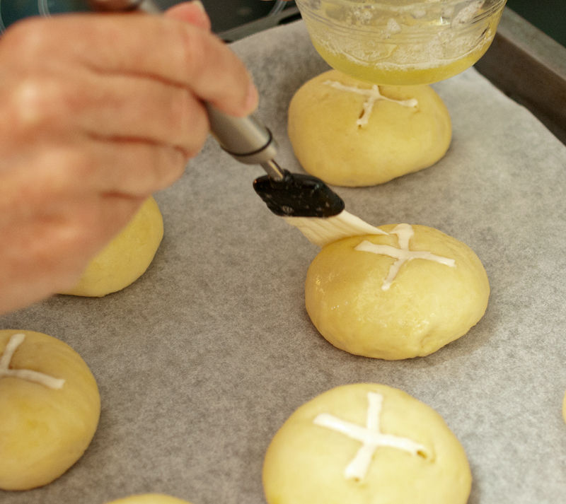 glazing the buns