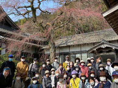 勝泉寺など北勢町西貝野地区をウォーキング!!