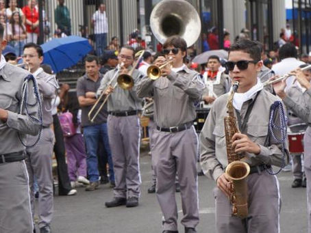 Costa Rica se viste de fiesta al celebrar 204 años de vida independiente