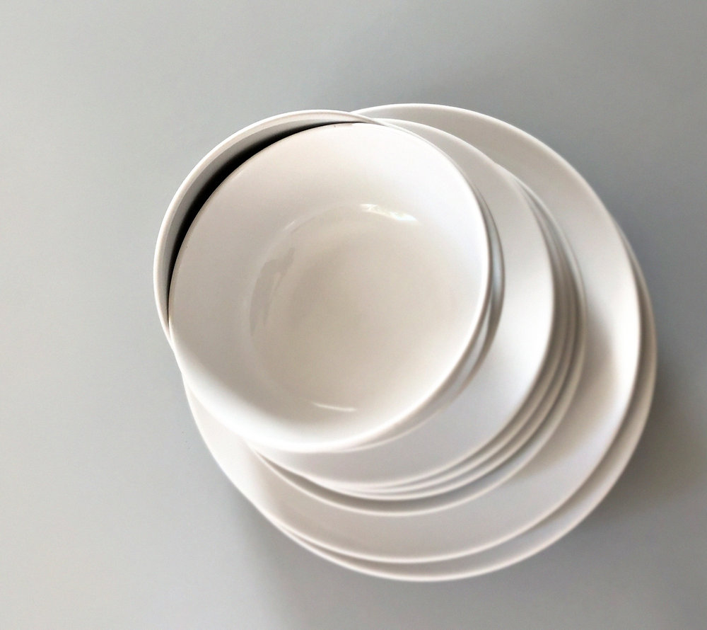 Dinnerware ceramics vs porcelain