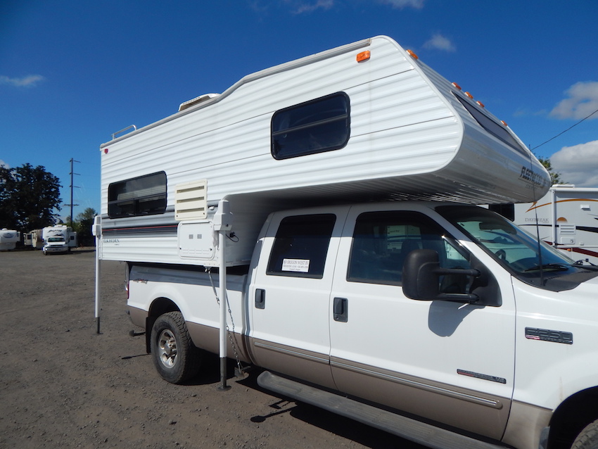 1999 Elkhorn Truck Camper 8S