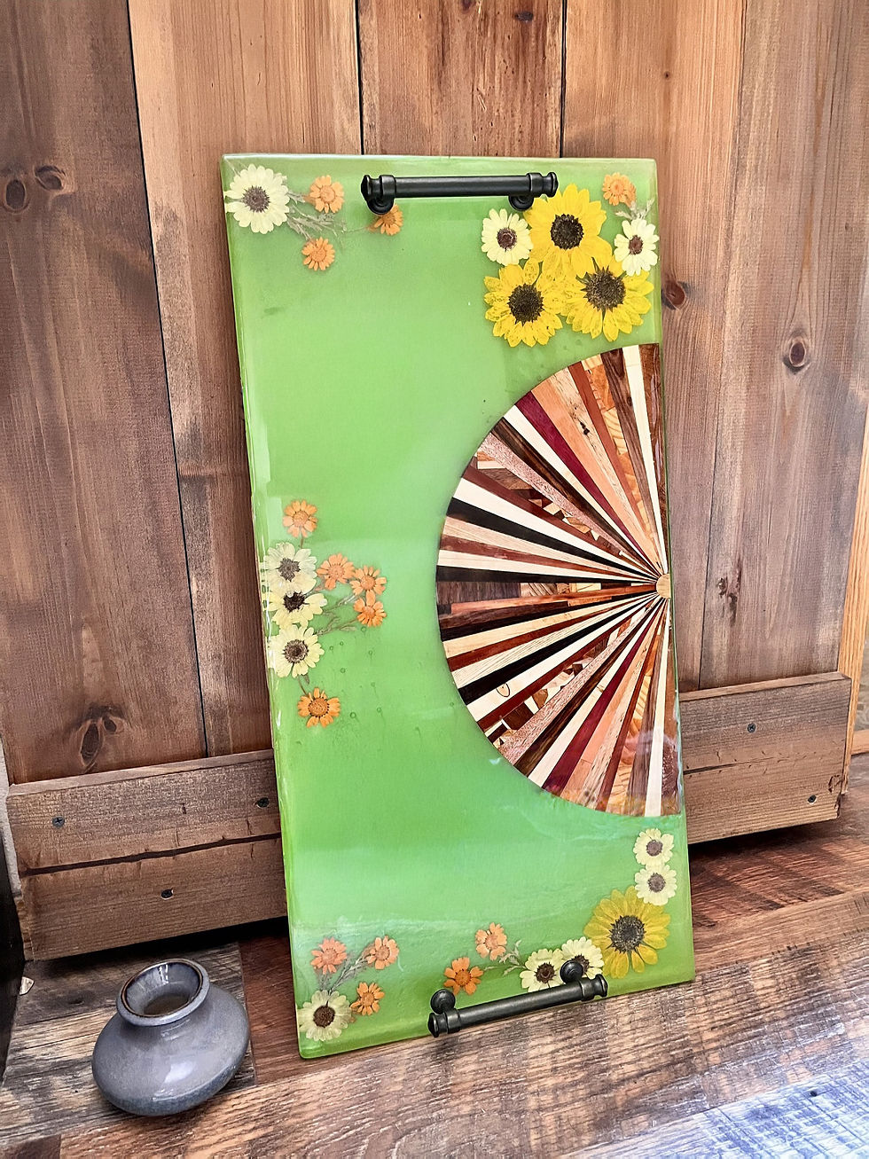 Miniature : Resin and Pressed Flower Board