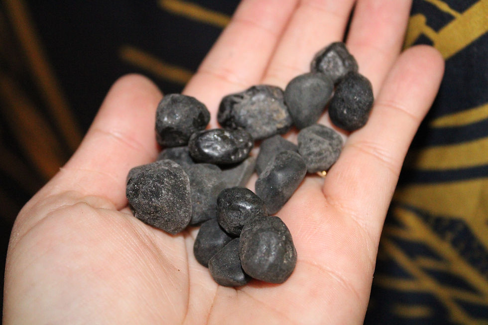 Obsidian "Tear" Pebble - obsidianites