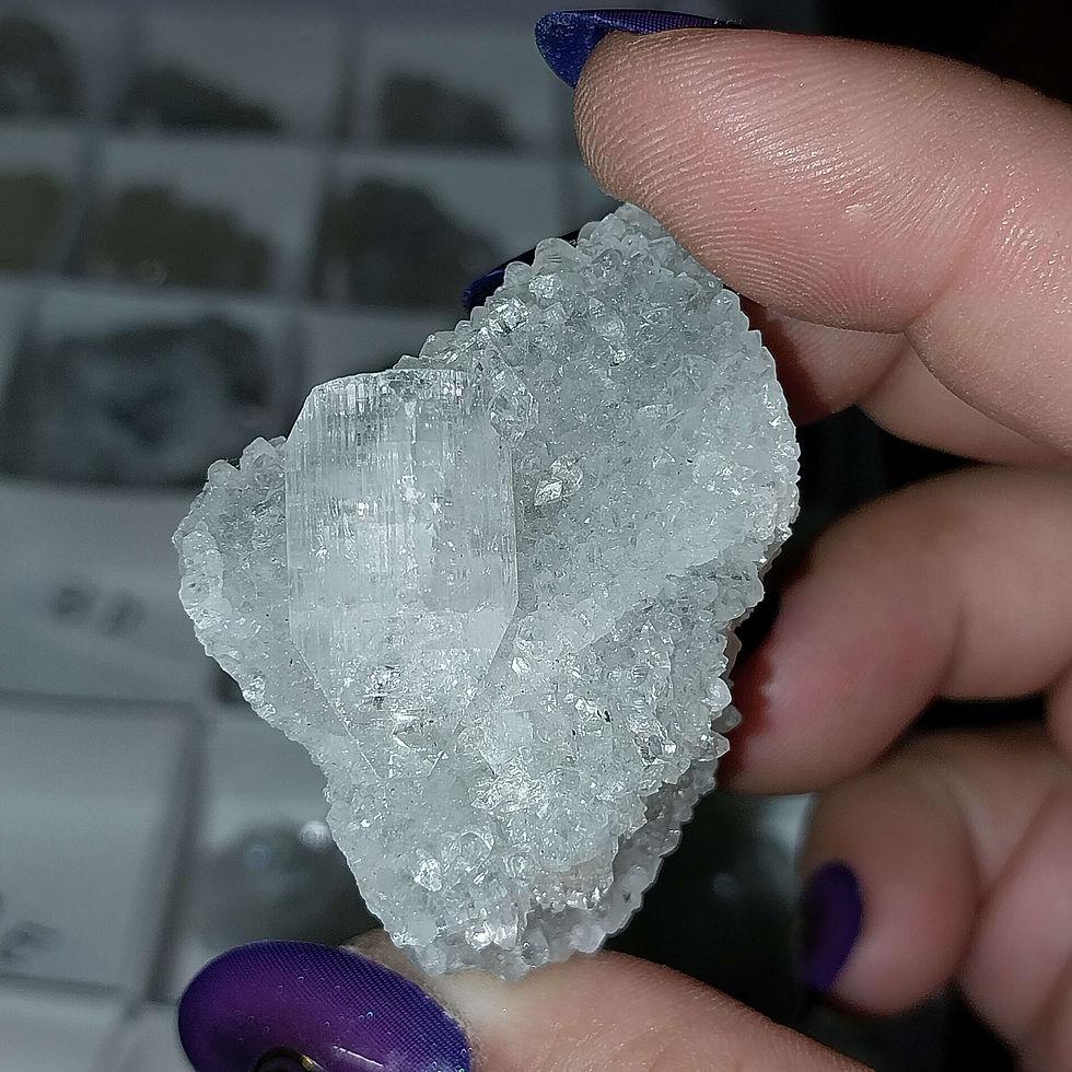 Thumbnail: Clear Apophyllite on Druzy Quartz 