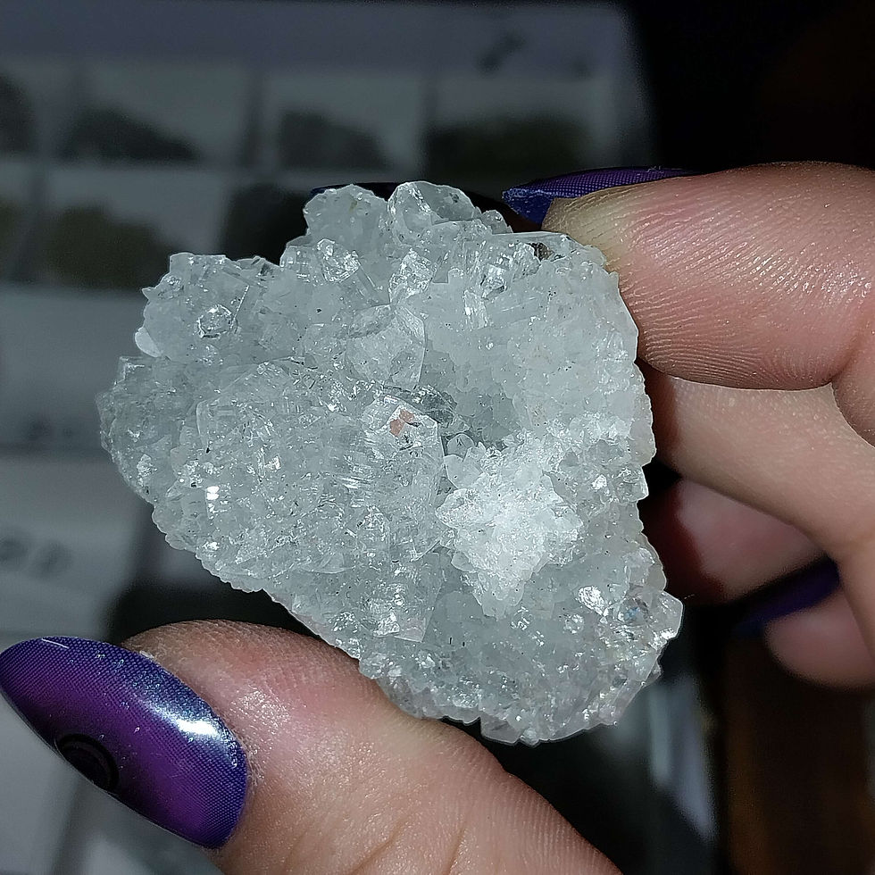 Thumbnail: Clear Apophyllite on Druzy Quartz 