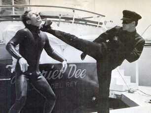 Bruce Lee’s First Cover Article (Introducing Him to the World)!