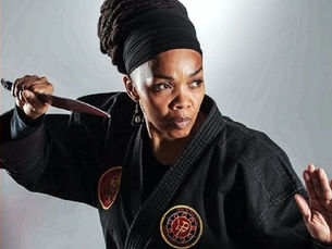 On The Razor’s Edge: Lady Sensei on Knife-Defense