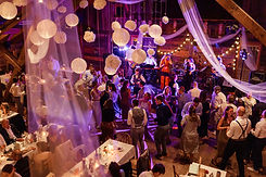 05_Sarah+Tobi_Party-54_websize.jpg
