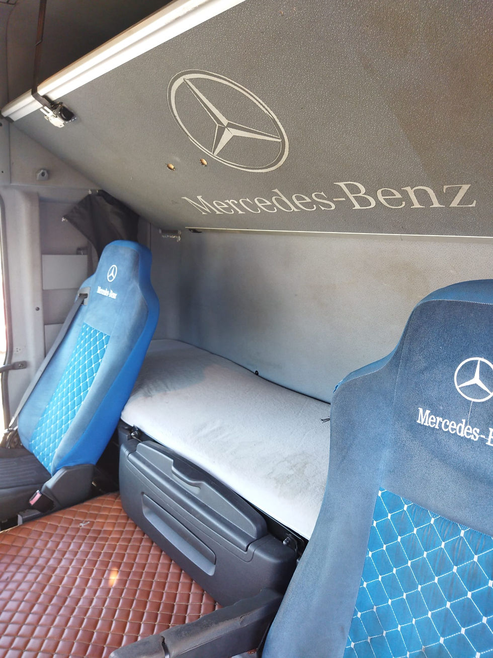 Küçük resim: 2015 Mercedes Actros 1841