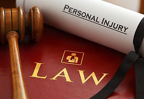 lawyers-1000803__340.jpg