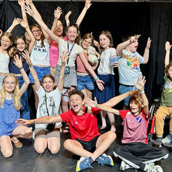 Cette rentrée 2026 est pour toi : theatre enfant ado paris 4