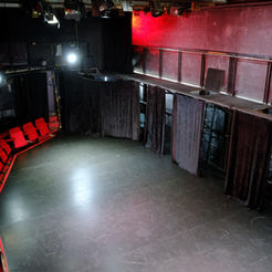 l'Ecole est un theatre. Et ça change tout.