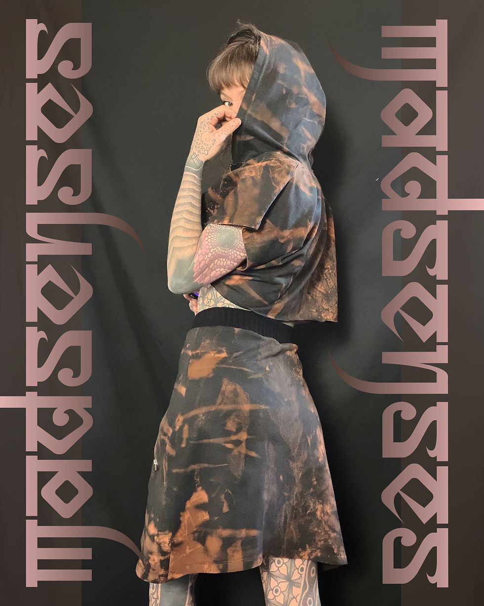 Thumbnail: Mad/dress103