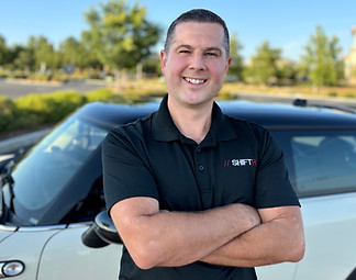 Manual transmission lessons in California with a professional instructor