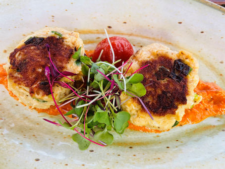 Resort garden restaurants combine great food and views