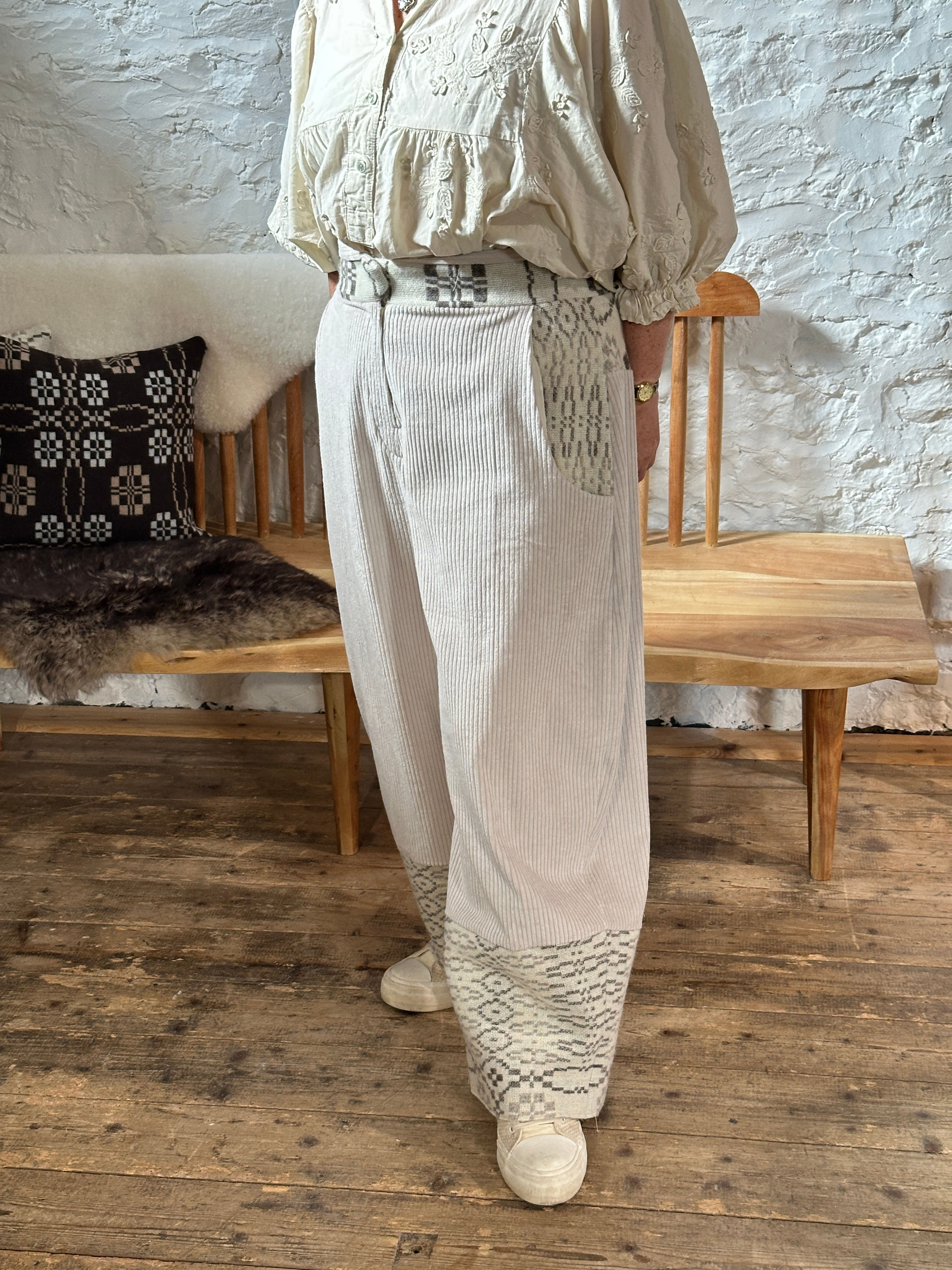 CREAM CORDUROY TROUSERS - HERITAGE PENMACHNO DETAIL