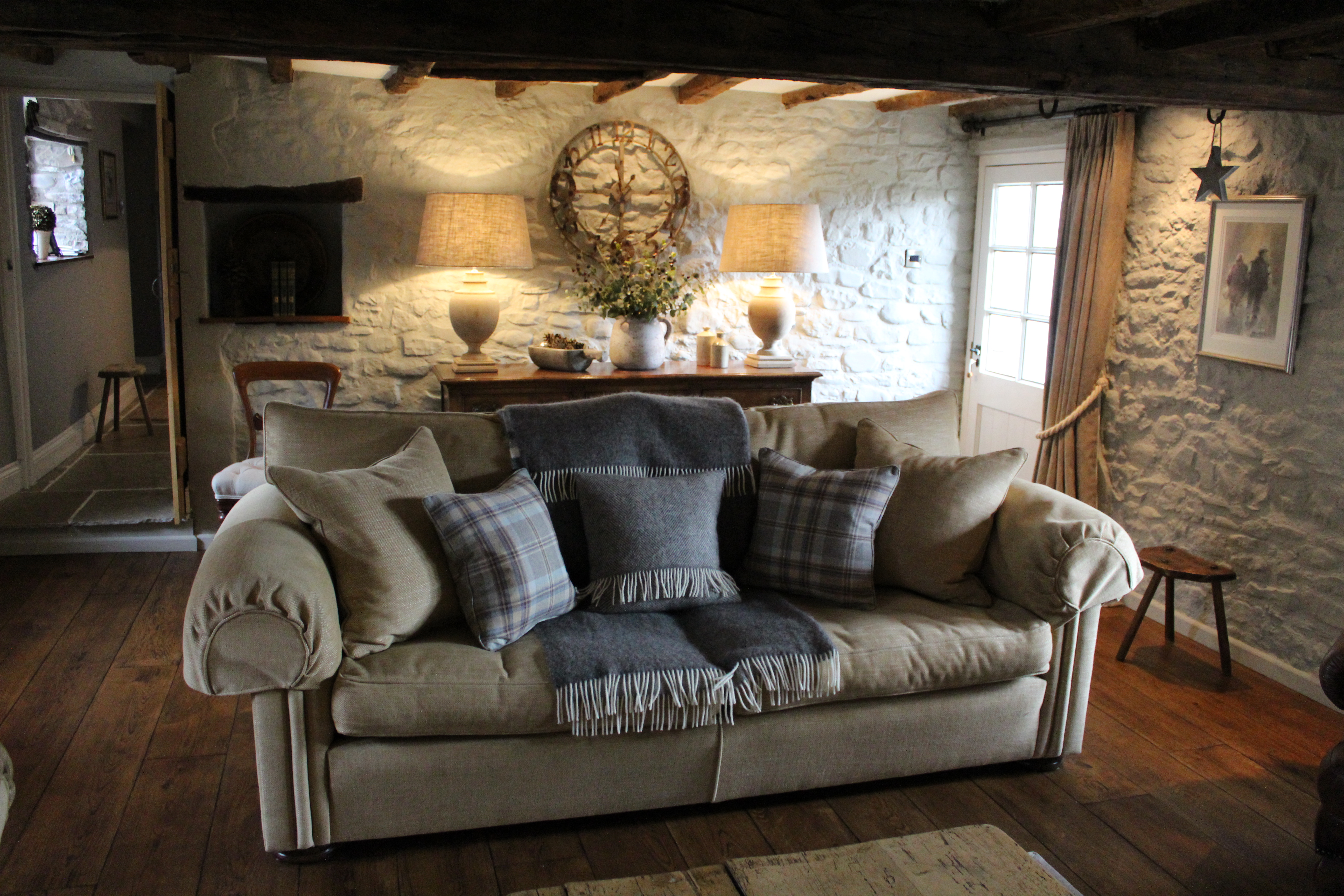 Comfort on a sofa with organic cushs