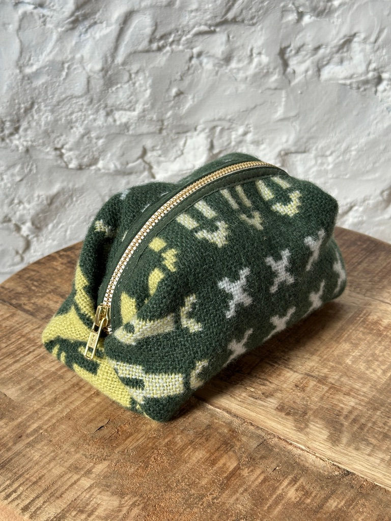 DARK GREEN DINEFWR - SMALL BOX BAG