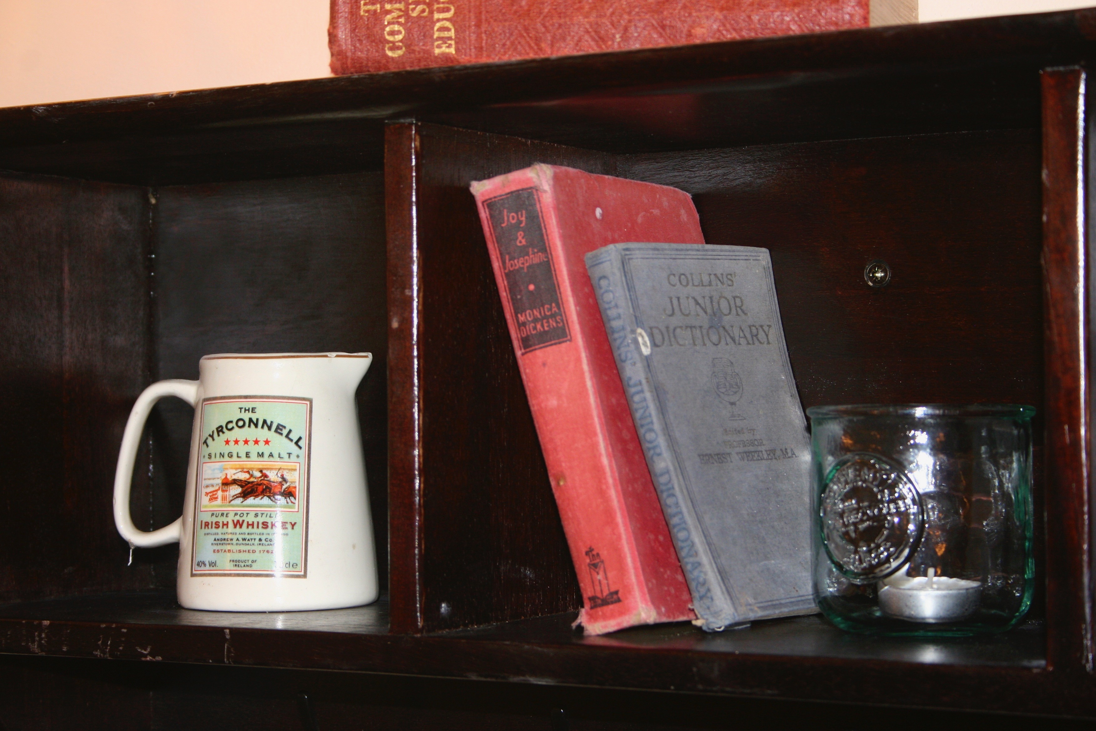 Furniture shop in Llandovery